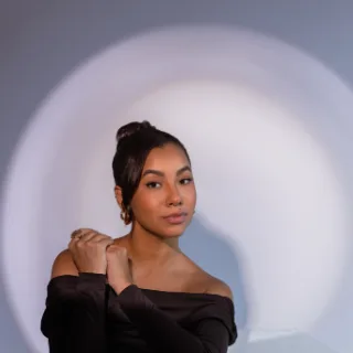 Thaina Sodré, maquiadora